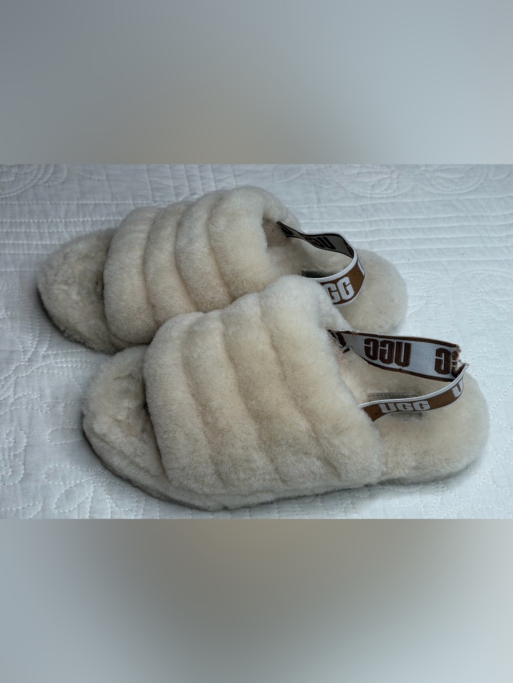 UGG Fluff Yeah Slide Natural Cream Slippers Slides Sz 3Y 1098494k